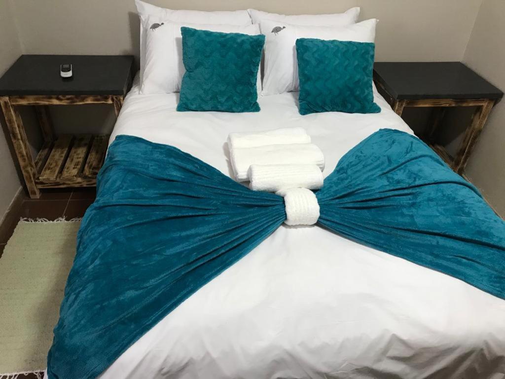 Urbanlife Keetmanshoop Accommodation מראה חיצוני תמונה
